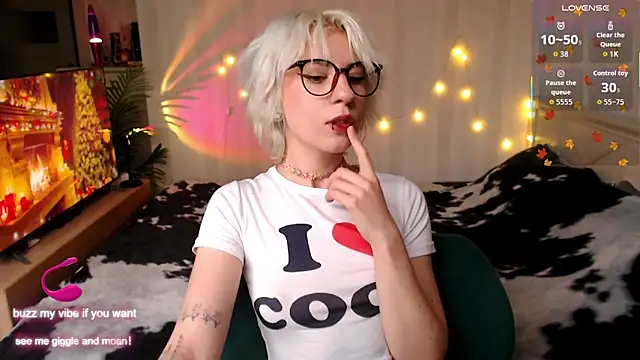 Snapshot of _Moonlight_t chatting on December 2025 08:56:02 AM Moonlight t online show from December 2025 08:56:02 AM