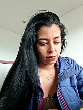 Emily Wane online show from June 2026 07:37:01 PM