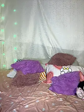 CharlotteMillers online show from May 2026 03:24:02 AM