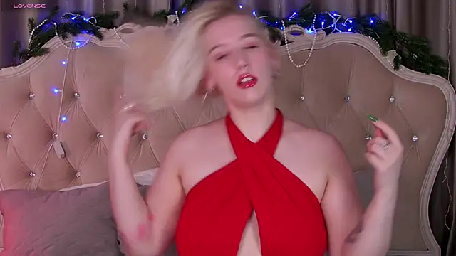 Snapshot of RachelCart chatting on December 2024 04:22:02 AM RachelCart online show from December 2024 04:22:02 AM
