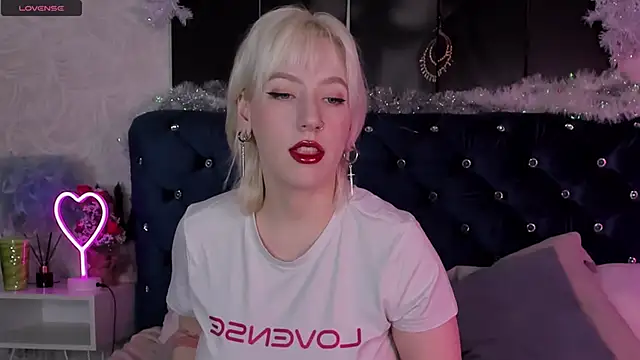 Snapshot of RachelCart chatting on January 2025 03:45:02 AM RachelCart online show from January 2025 03:45:02 AM