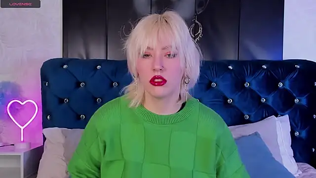 Snapshot of RachelCart chatting on January 2025 03:54:02 AM RachelCart online show from January 2025 03:54:02 AM