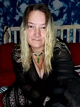 GingerKtm21 online show from January 2026 08:25:02 PM