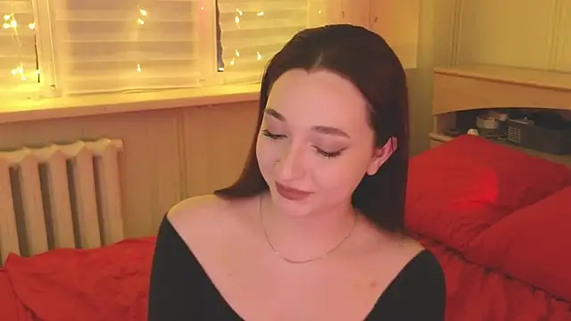 Snapshot of YasmineWest chatting on February 2025 01:05:01 PM YasmineWest online show from February 2025 01:05:01 PM