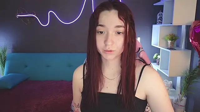 Snapshot of YasmineWest chatting on March 2025 07:25:02 AM YasmineWest online show from March 2025 07:25:02 AM