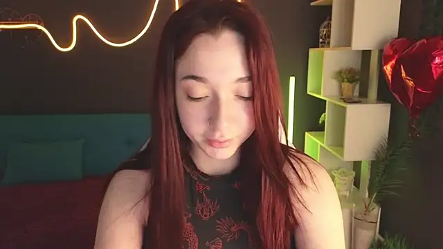 Snapshot of YasmineWest chatting on March 2025 12:51:01 AM YasmineWest online show from March 2025 12:51:01 AM