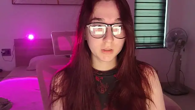 YasmineWest online show from May 2026 12:15:01 AM