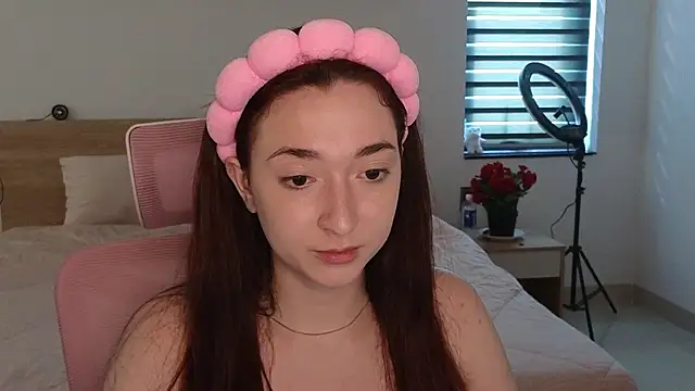 YasmineWest online show from May 2026 08:08:02 AM