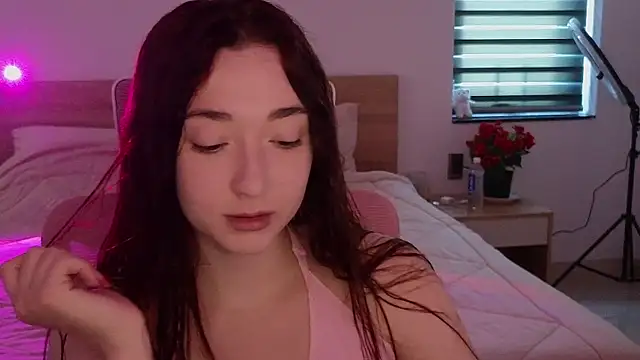 YasmineWest online show from May 2026 04:50:01 AM