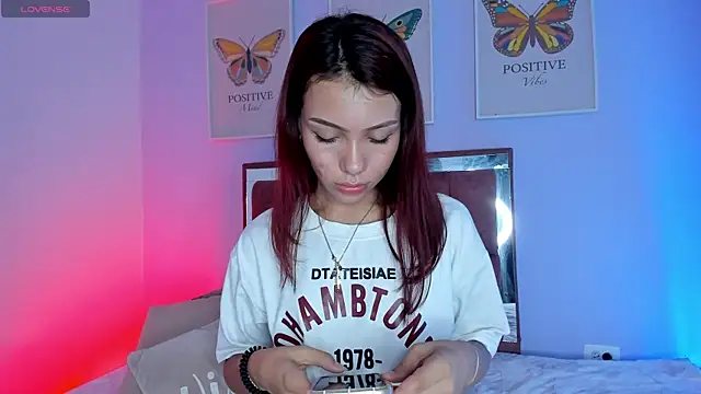 Snapshot of amysc chatting on January 2025 09:30:01 PM amysc online show from January 2025 09:30:01 PM