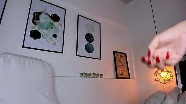 amysc online show from March 2026 11:37:01 AM