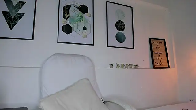 amysc online show from May 2026 12:02:01 PM