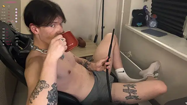 carthylovvve online show from October 2025 04:22:01 PM