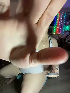 Snapshot of fatfabulous1981 chatting on January 2025 06:53:02 AM fatfabulous1981 online show from January 2025 06:53:02 AM