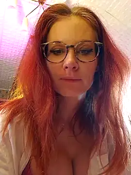 Snapshot of die-EinHORNY-WG chatting on October 2025 10:56:02 AM die-EinHORNY-WG online show from October 2025 10:56:02 AM