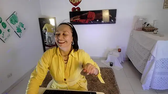 lollita 23  online show from May 2026 07:11:02 PM