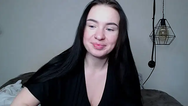 Snapshot of KristinSquirt chatting on February 2025 05:18:02 AM KristinSquirt online show from February 2025 05:18:02 AM