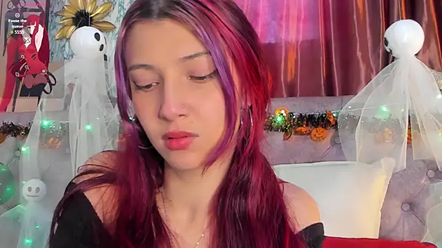 Snapshot of _Scarlett_01 chatting on October 2025 02:29:01 PM Scarlett 01 online show from October 2025 02:29:01 PM