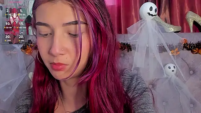 Snapshot of _Scarlett_01 chatting on October 2025 01:33:02 PM Scarlett 01 online show from October 2025 01:33:02 PM