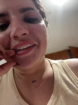 Snapshot of horny_roomiess chatting on January 2025 11:34:01 PM horny roomiess online show from January 2025 11:34:01 PM