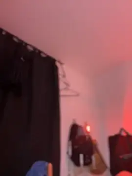 Snapshot of JulianaCastillo chatting on December 2025 10:46:02 AM JulianaCastillo online show from December 2025 10:46:02 AM