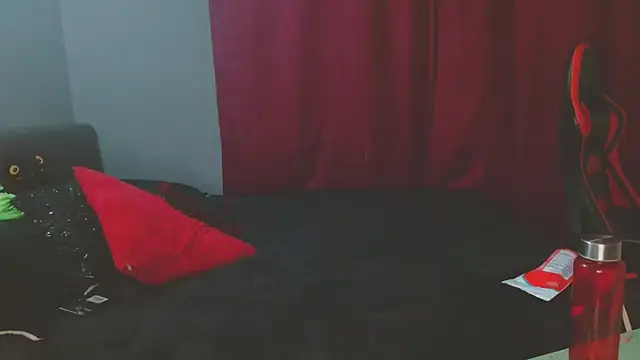 Noamartin  online show from January 2025 12:20:02 AM