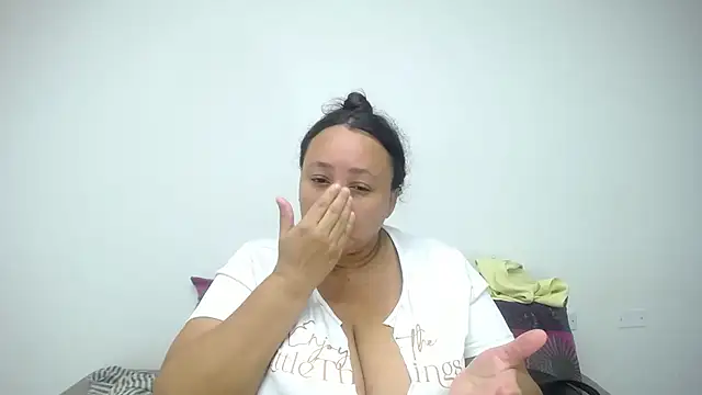 CrushOnMe  online show from June 2026 01:27:01 AM
