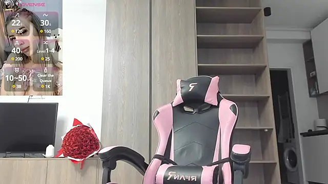 Megan Ros online show from January 2025 06:46:01 AM