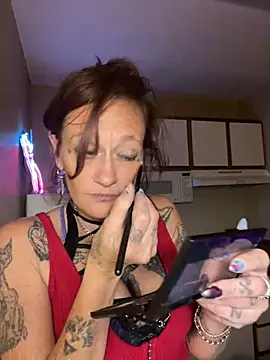 renegade vyxxen online show from January 2025 03:28:02 PM