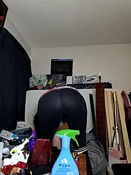 renegade vyxxen online show from February 2026 02:15:02 PM