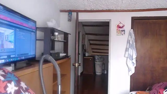 LucifernandaSw online show from February 2025 09:54:01 PM