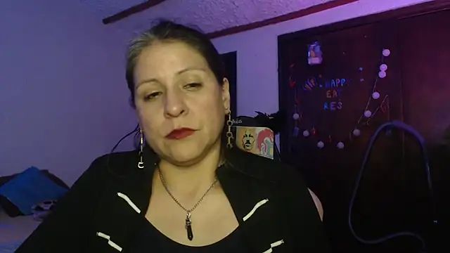 LucifernandaSw online show from April 2026 06:53:01 AM