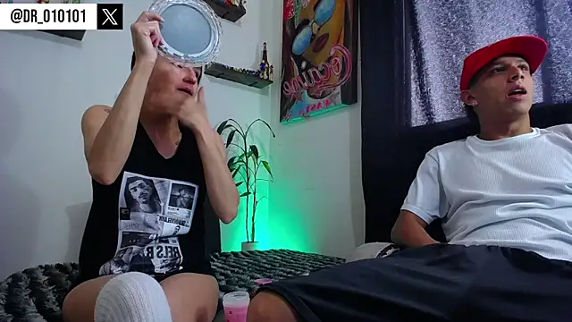 HillAndJack333 online show from October 2025 12:13:02 PM