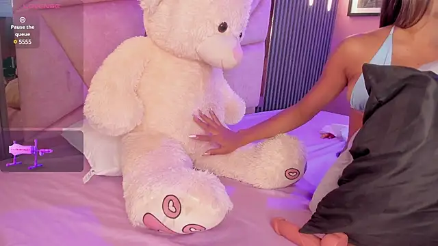 Alisse Miller online show from December 2024 09:20:02 PM