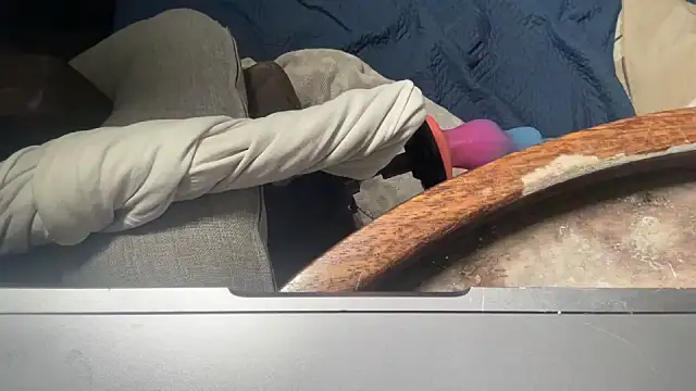 Blazedsurfer30 online show from November 2025 11:11:01 AM