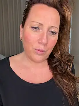 Snapshot of xsexycurvymilf chatting on February 2026 02:39:02 PM xsexycurvymilf online show from February 2026 02:39:02 PM