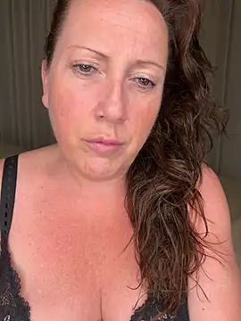 Snapshot of xsexycurvymilf chatting on May 2026 02:55:02 PM xsexycurvymilf online show from May 2026 02:55:02 PM