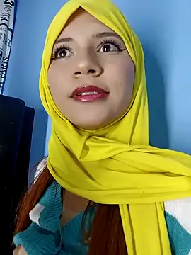 Snapshot of hanaa_18 chatting on December 2024 05:07:01 AM hanaa 18 online show from December 2024 05:07:01 AM