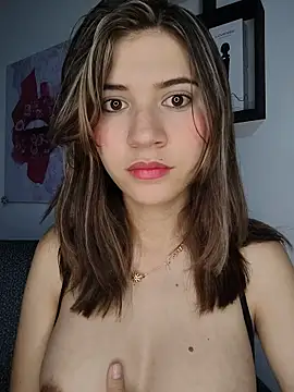 Snapshot of hanaa_18 chatting on November 2025 08:03:02 AM hanaa 18 online show from November 2025 08:03:02 AM