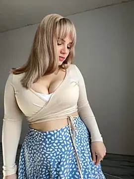 Juuice online show from October 2025 12:37:02 PM