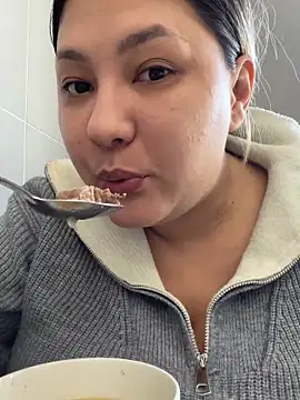 Olivialili online show from February 2025 10:03:02 AM