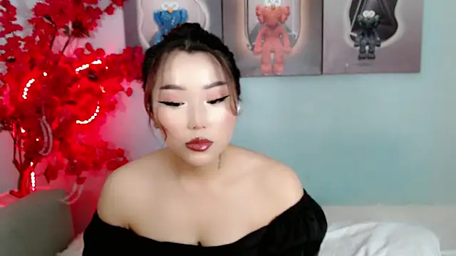 Snapshot of ichiben chatting on February 2026 05:03:01 AM ichiben online show from February 2026 05:03:01 AM