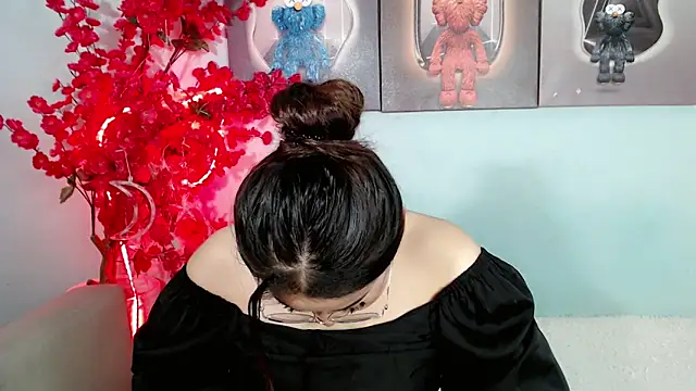 Snapshot of ichiben chatting on March 2026 07:31:01 PM ichiben online show from March 2026 07:31:01 PM