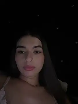 Coralinee 01 online show from April 2026 10:29:02 PM