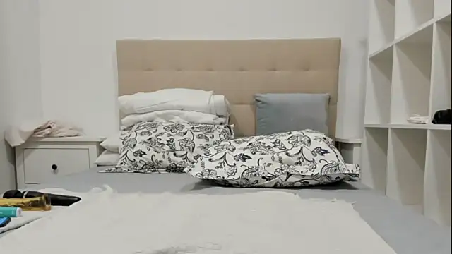 Snapshot of emmita69_ chatting on November 2025 12:09:01 AM emmita69 online show from November 2025 12:09:01 AM