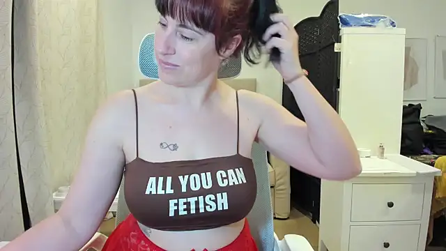 emmita69  online show from February 2026 10:26:02 PM