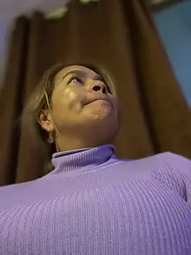 Snapshot of Jlo_69 chatting on January 2025 11:29:01 PM Jlo 69 online show from January 2025 11:29:01 PM