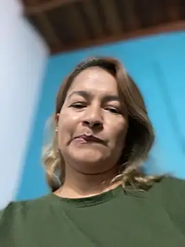 Snapshot of Jlo_69 chatting on February 2025 12:09:01 AM Jlo 69 online show from February 2025 12:09:01 AM