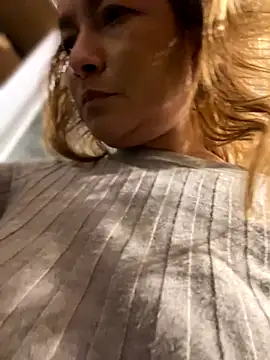 Snapshot of Jlo_69 chatting on November 2025 10:25:02 AM Jlo 69 online show from November 2025 10:25:02 AM