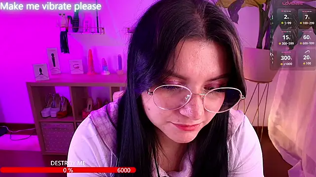 Snapshot of catha_cat chatting on November 2025 06:30:01 PM catha cat online show from November 2025 06:30:01 PM